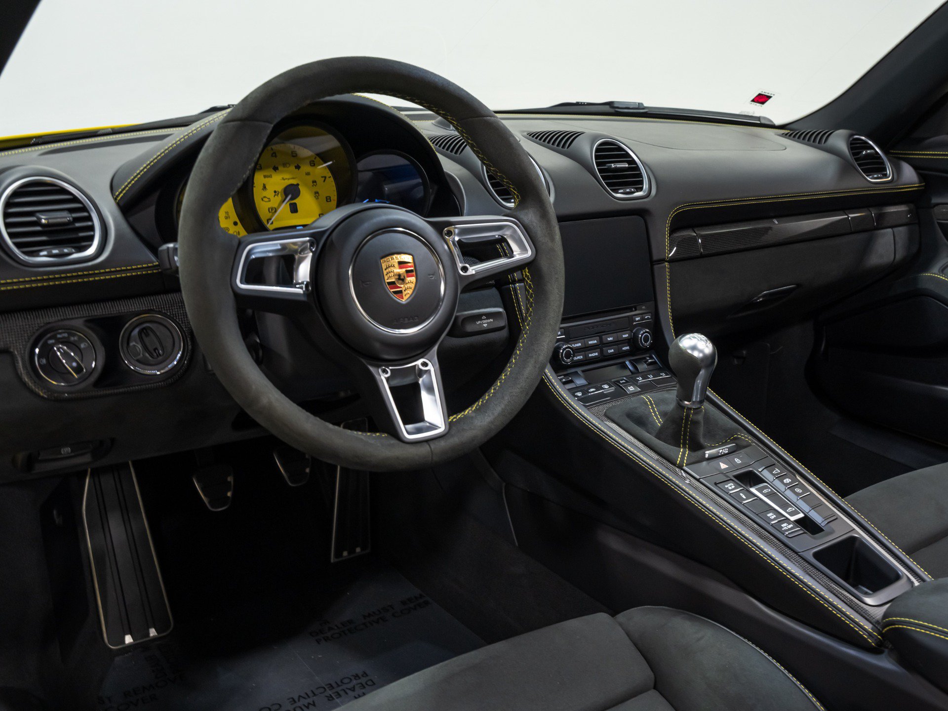 Used 2022 Porsche 718 Boxster Spyder RWD image 49