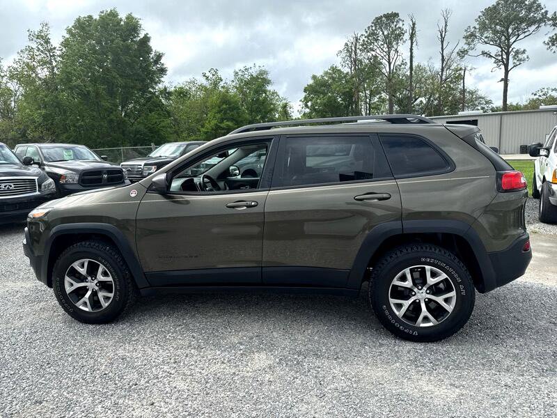 Used 2015 Jeep Cherokee Trailhawk w/ Comfort/Convenience Group image 2
