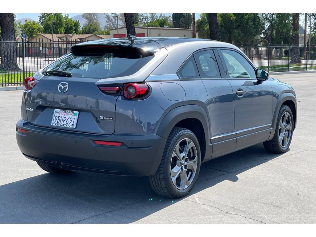Certified 2022 MAZDA MX-30 Electric w/ Premium Plus Pkg FWD image 7