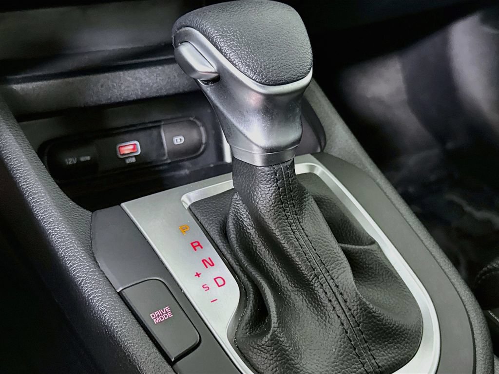 Used 2024 Kia Forte LXS w/ LXS Technology Package FWD image 10
