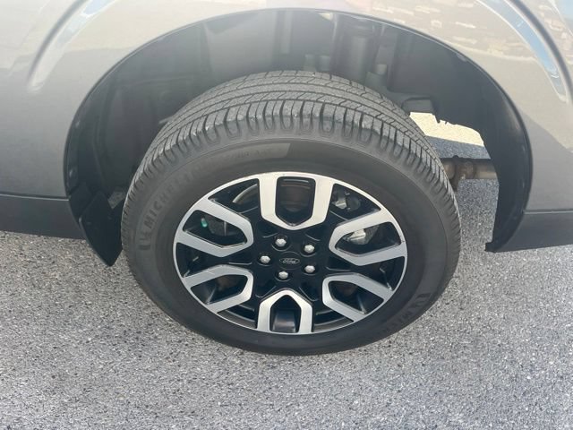 Used 2022 Ford Maverick Lariat FWD image 21