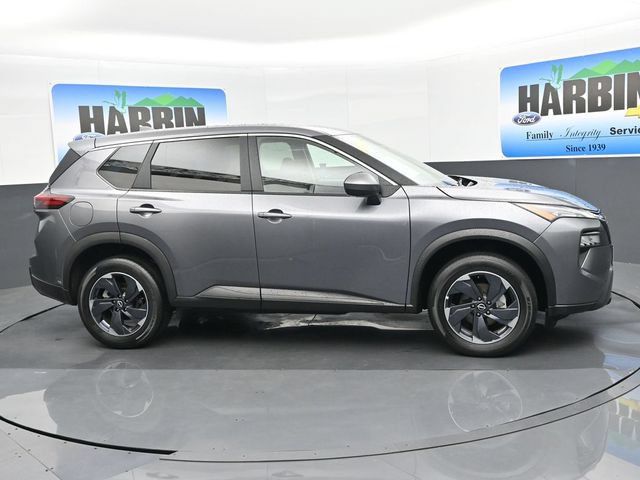 Used 2025 Nissan Rogue SV FWD image 7