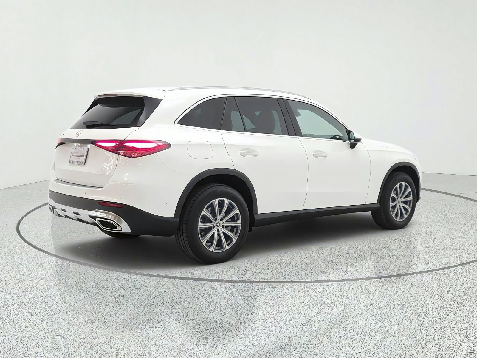 Used 2026 Mercedes-Benz GLC 300 image 5