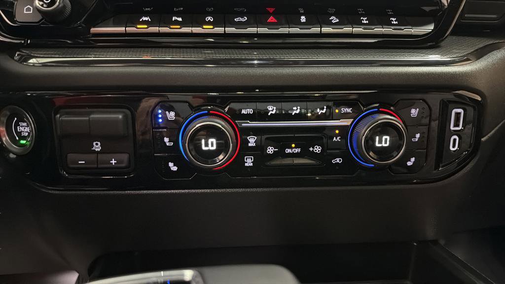 Used 2023 Chevrolet Silverado 1500 ZR2 image 28