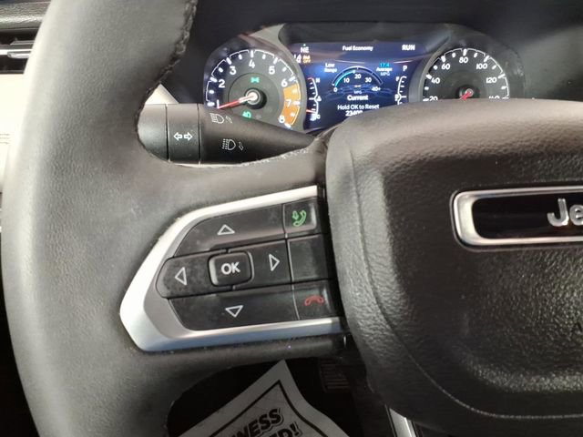 Used 2024 Jeep Compass Limited image 16