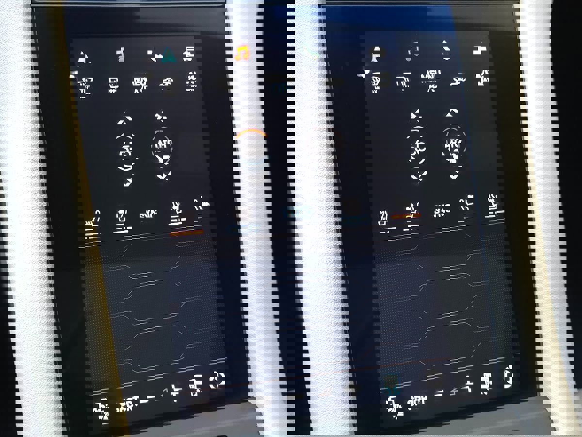 Used 2023 Porsche Taycan 4 Cross Turismo w/ Premium Package image 32