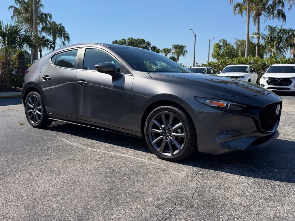 Used 2023 MAZDA MAZDA3 s FWD image 2