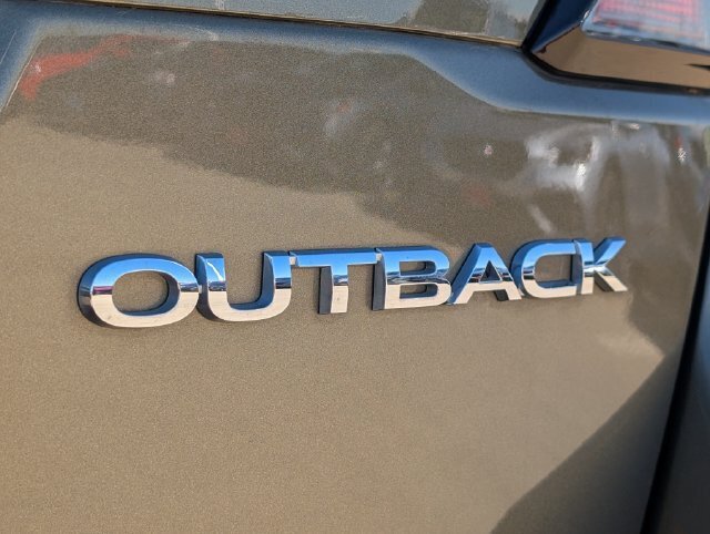 Used 2024 Subaru Outback Limited AWD/4WD image 14