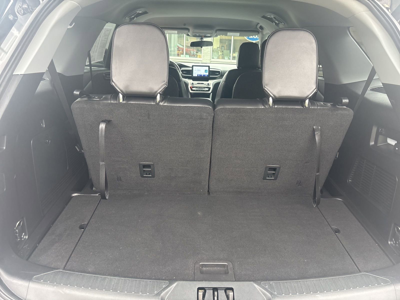 Used 2021 Ford Explorer XLT w/ Equipment Group 202A image 30