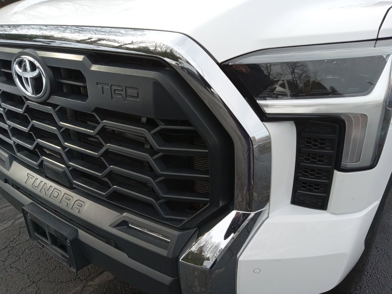 Used 2023 Toyota Tundra SR5 w/ TRD Off-Road Package image 7