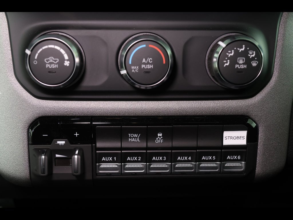 Used 2024 RAM 3500 Tradesman image 26