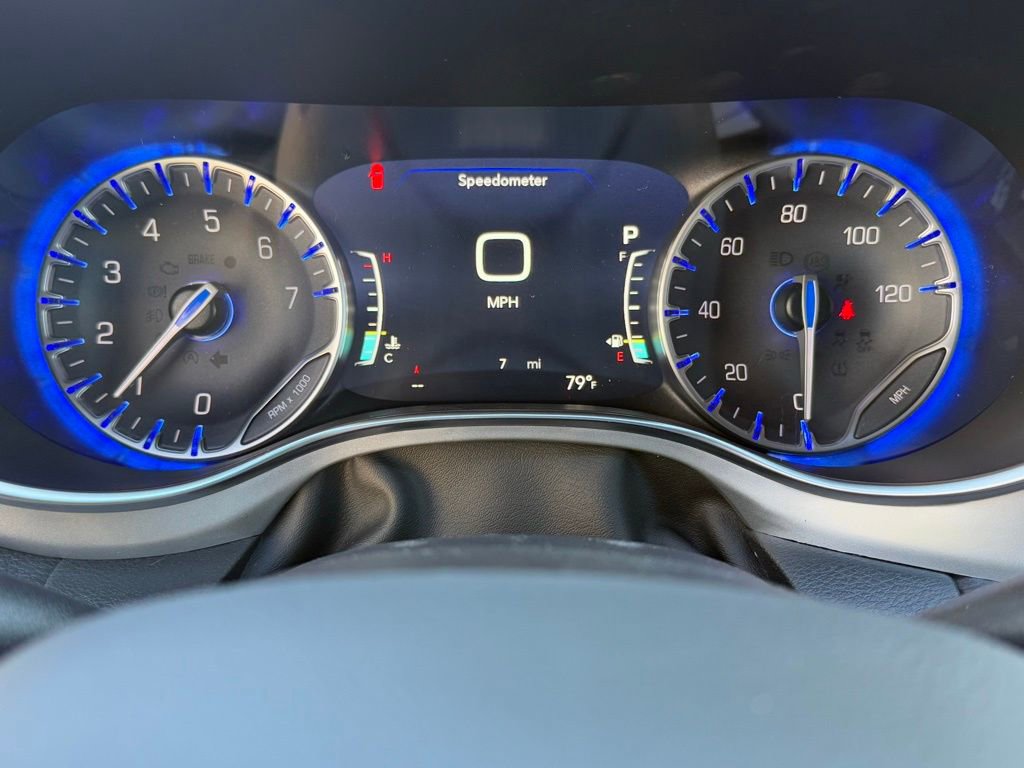 New 2026 Chrysler Pacifica Limited image 21