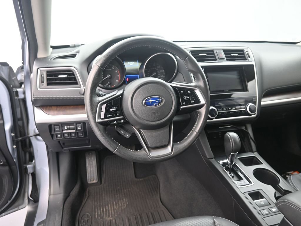Used 2018 Subaru Outback 2.5i Limited image 15