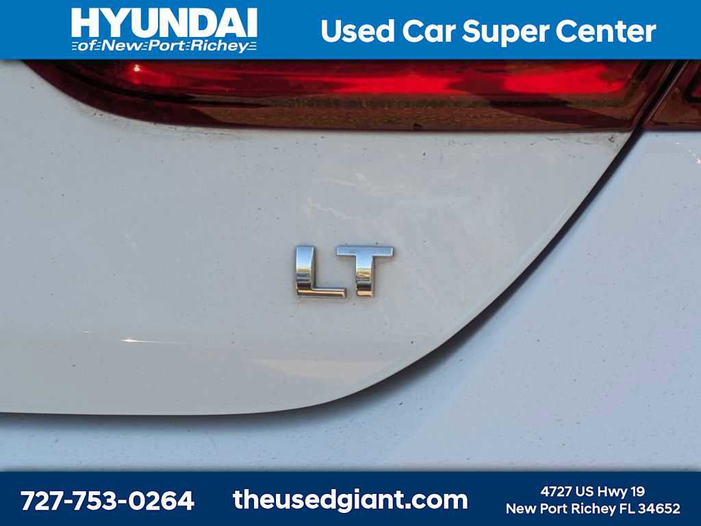 Used 2019 Chevrolet Cruze LT w/ Convenience Package image 5