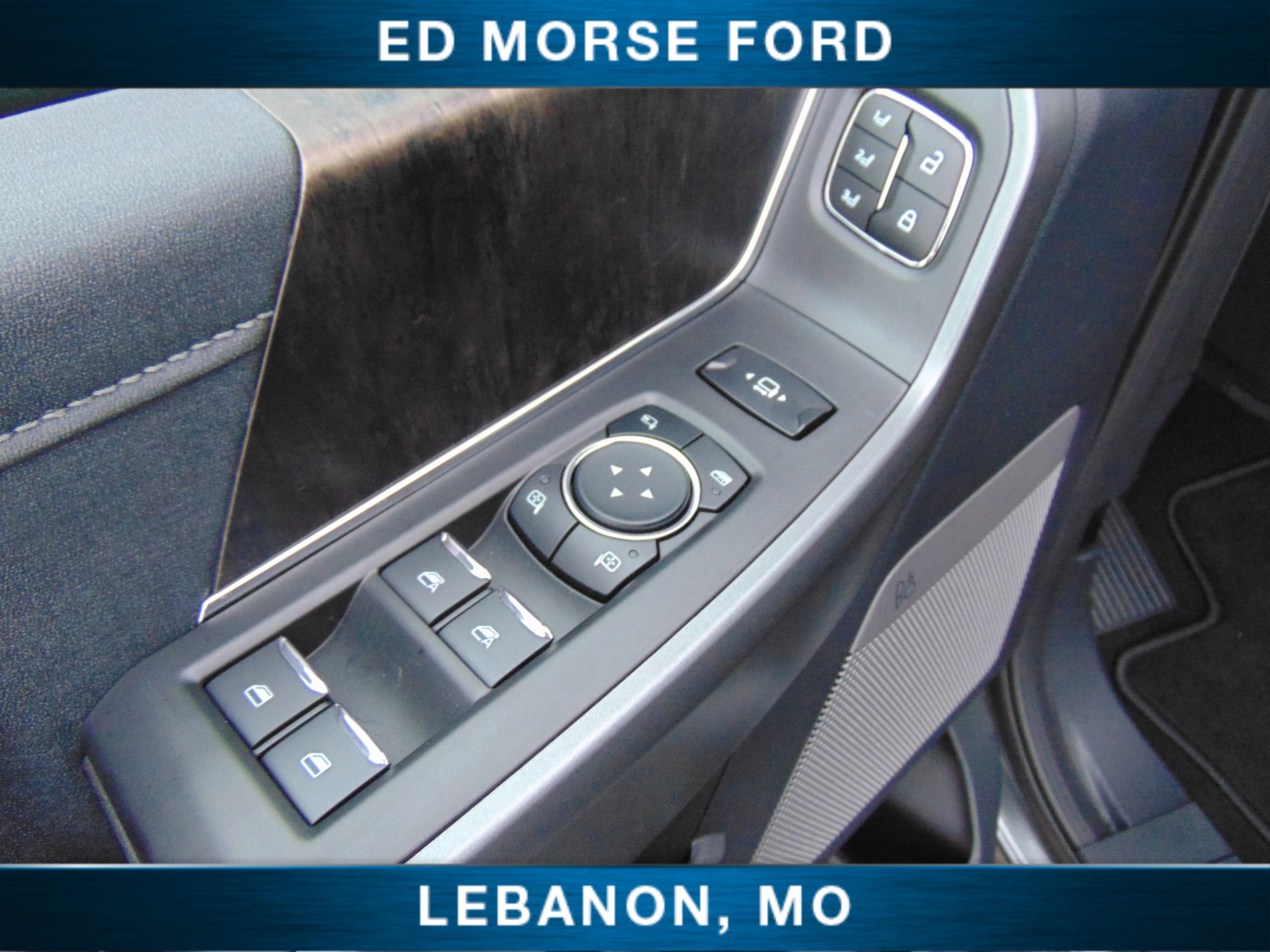 New 2026 Ford F250 Lariat w/ Black Appearance Package image 19