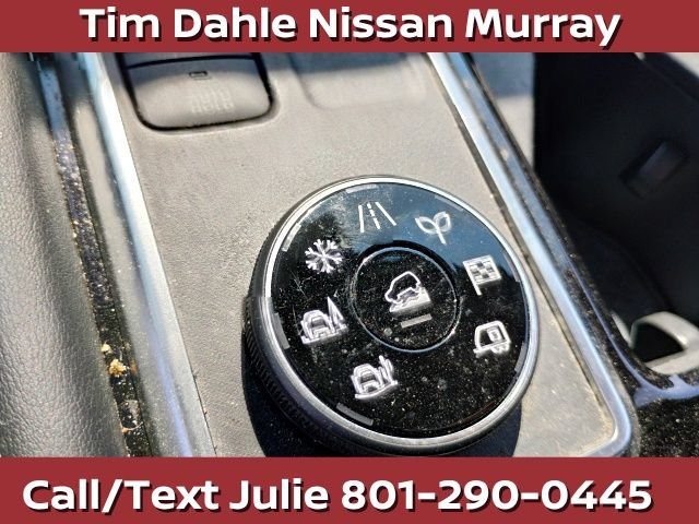 Used 2023 Nissan Pathfinder SL AWD/4WD image 20