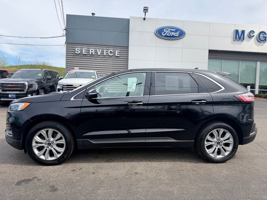 Used 2020 Ford Edge Titanium w/ Equipment Group 301A AWD/4WD image 3
