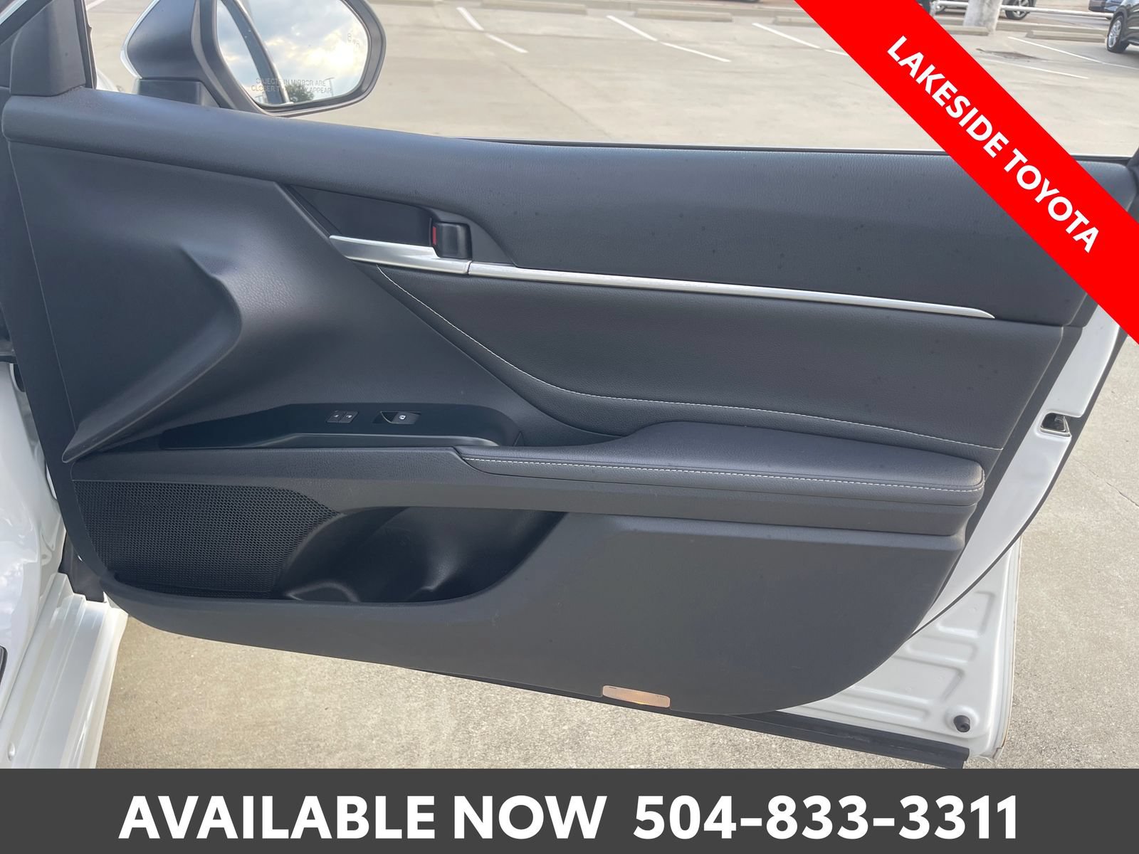 Used 2018 Toyota Camry XSE FWD image 17