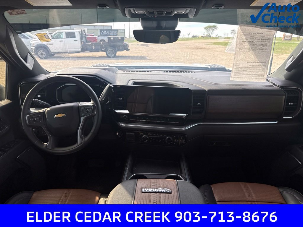 Used 2026 Chevrolet Silverado 3500 High Country w/ Technology Package AWD/4WD image 24