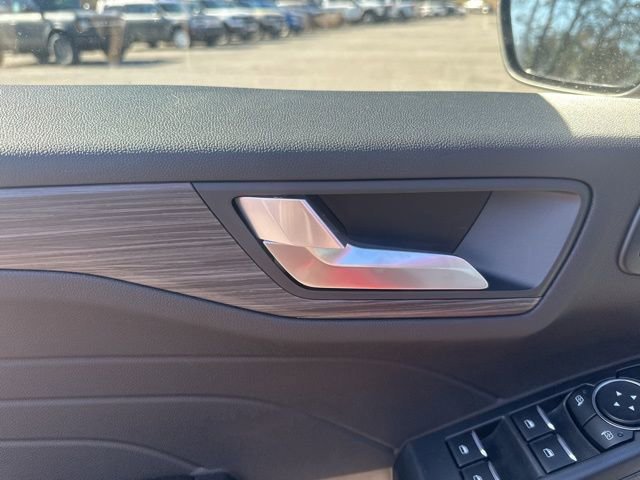 New 2026 Ford Escape SE w/ PHEV Premium Package image 12