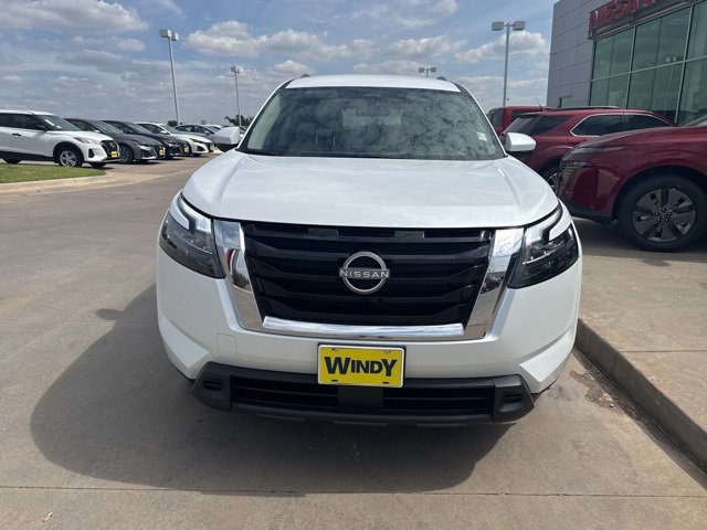 New 2026 Nissan Rogue SV image 2