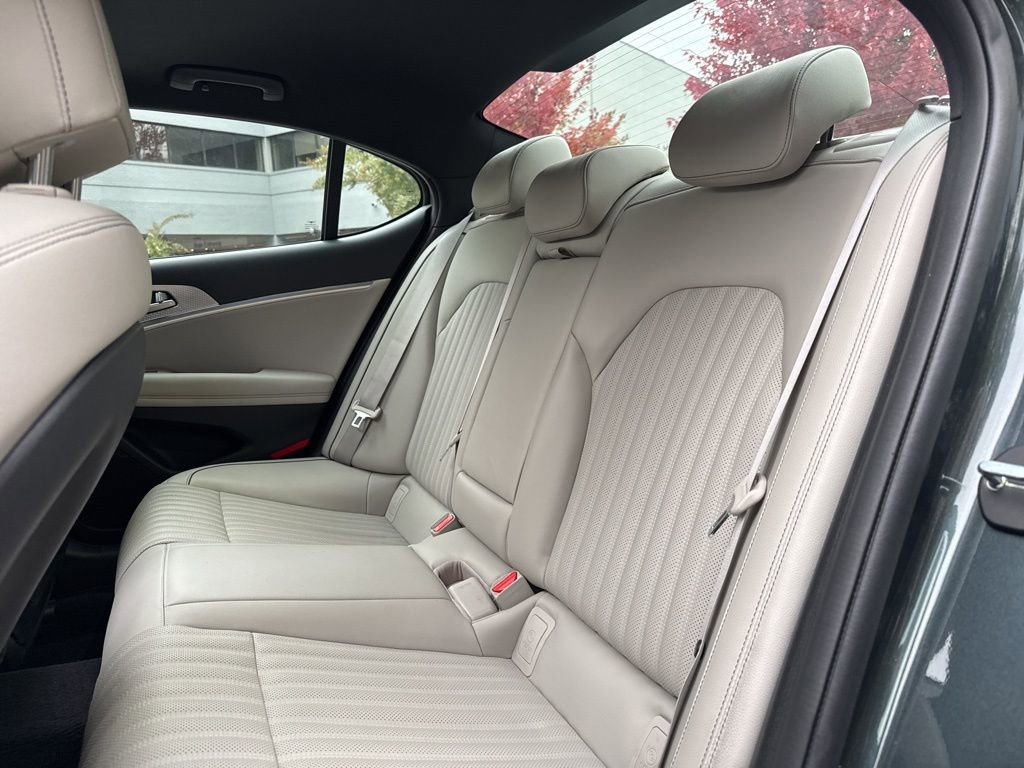 Used 2023 Genesis G70 2.0T w/ Sport Prestige Package image 27