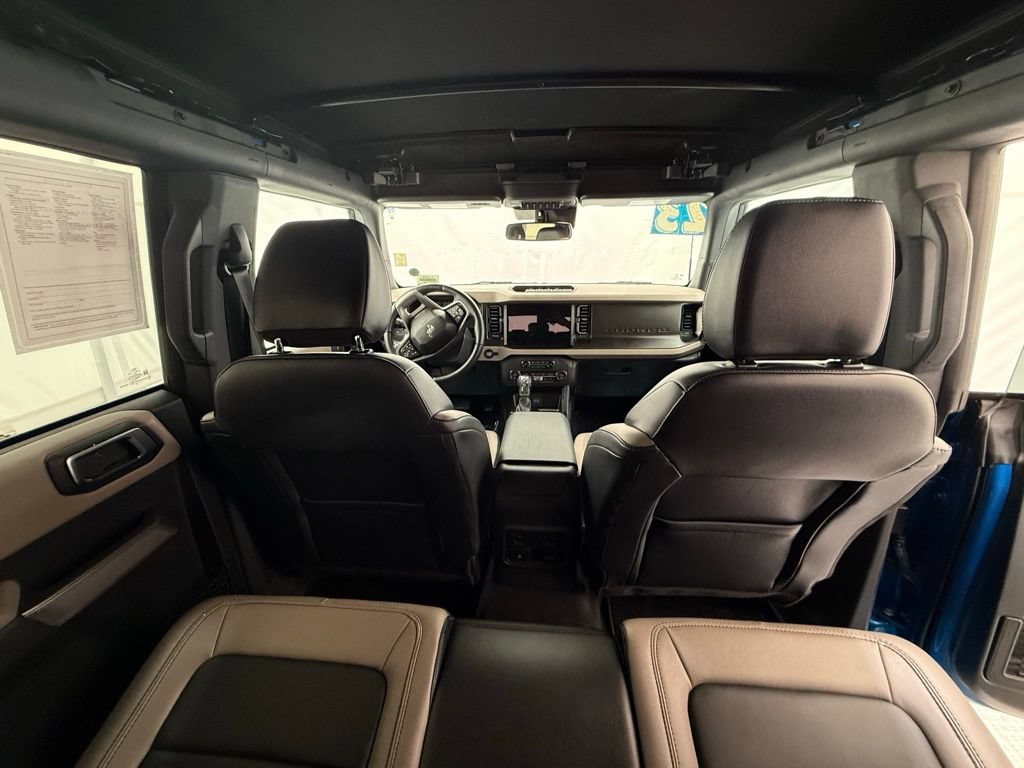 Used 2023 Ford Bronco Wildtrak AWD/4WD image 23