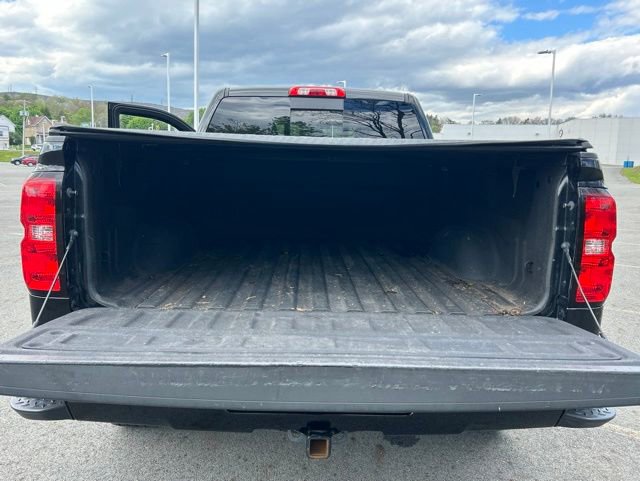 Used 2018 Chevrolet Silverado 1500 LT w/ Midnight Edition AWD/4WD image 27