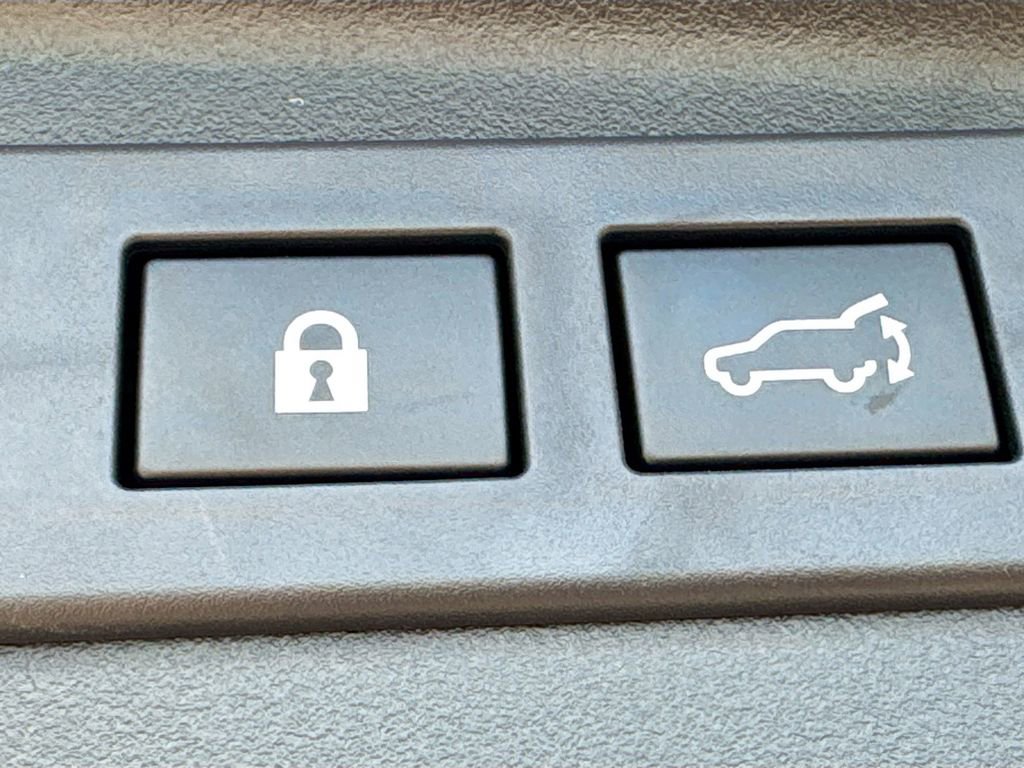 New 2026 Subaru Outback Premium image 32