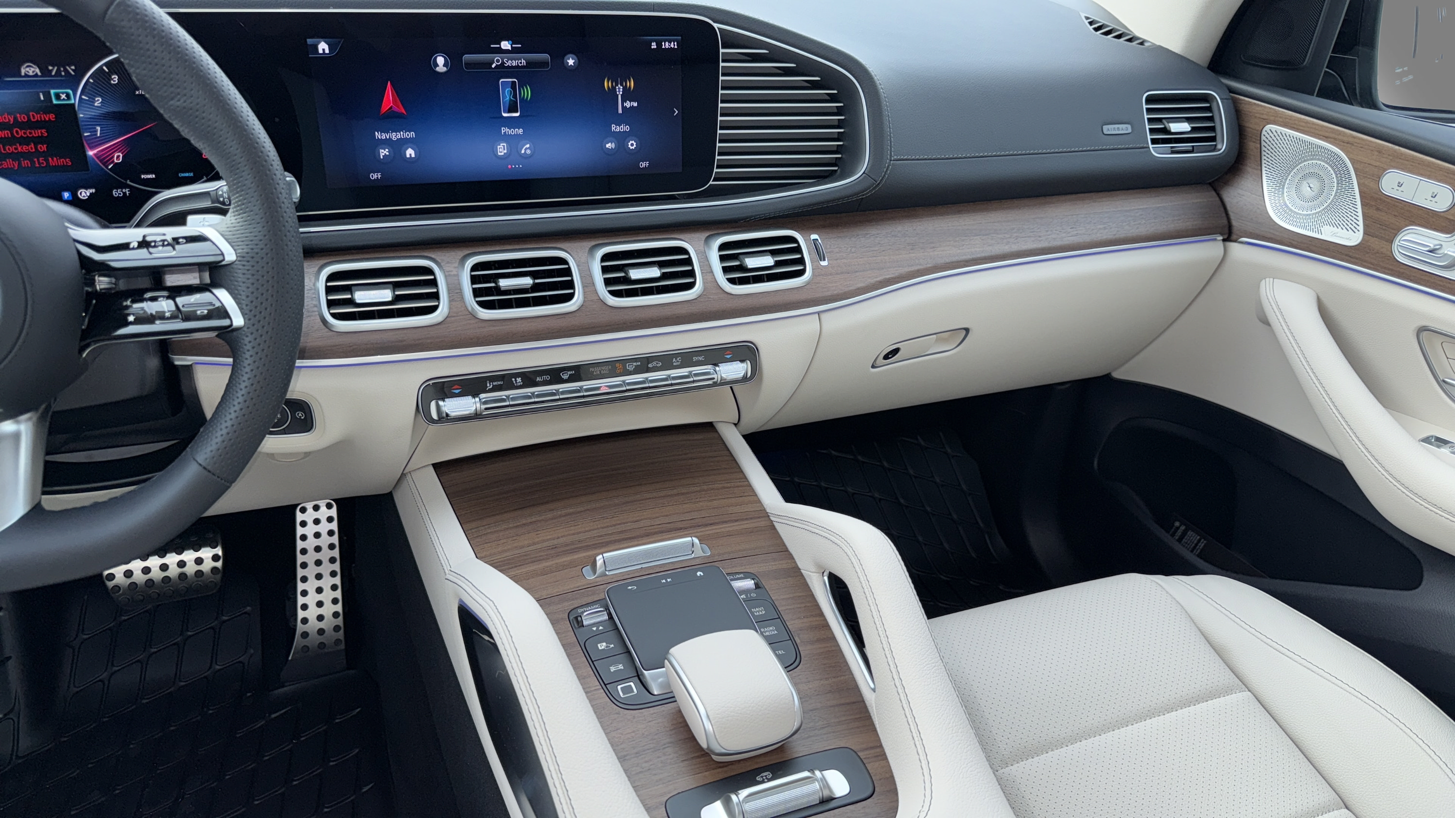 Certified 2026 Mercedes-Benz GLS 450 4MATIC image 36