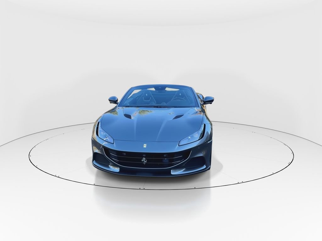 Used 2023 Ferrari Portofino M RWD image 3