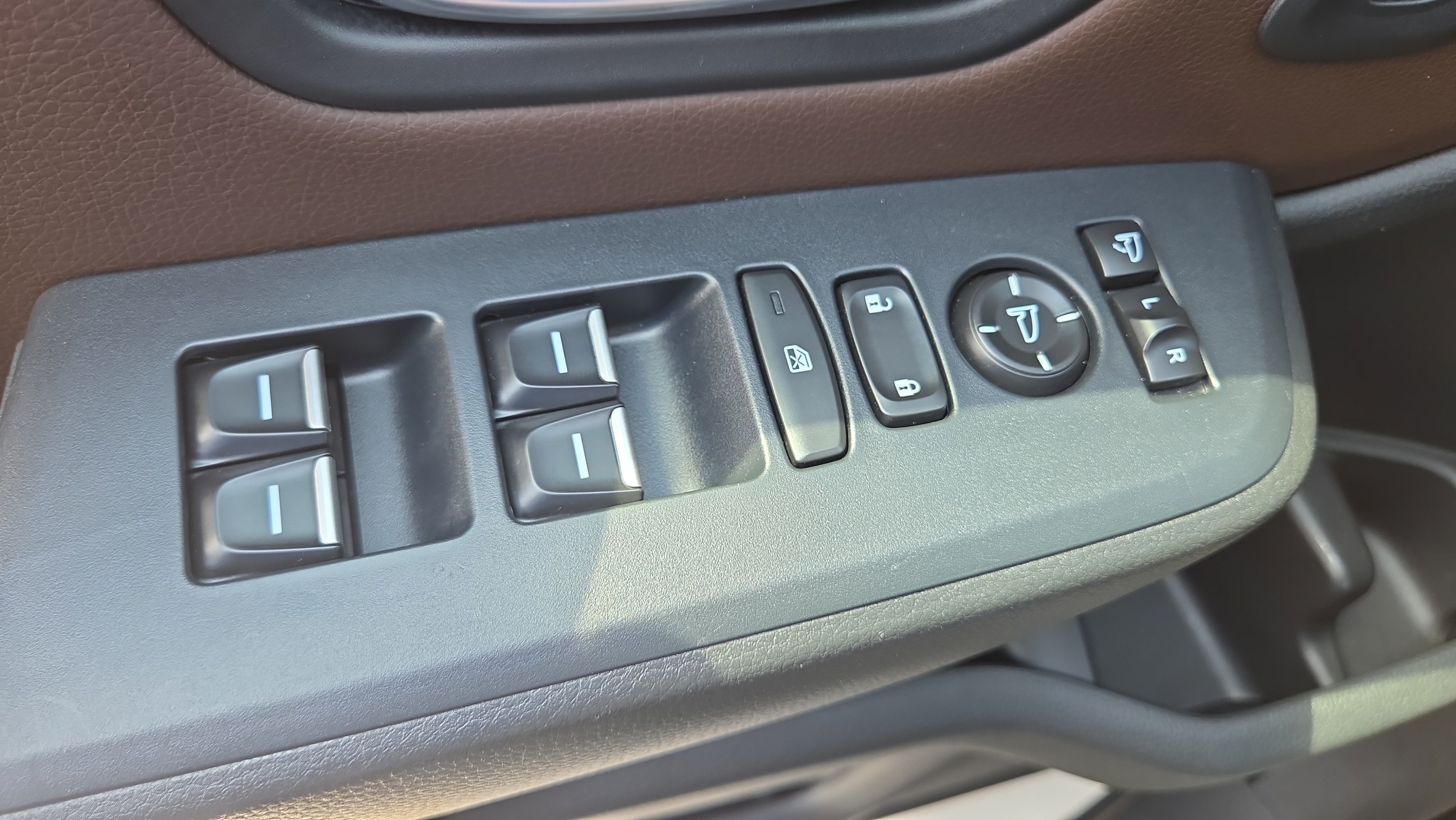 Used 2023 Honda Pilot Elite image 34