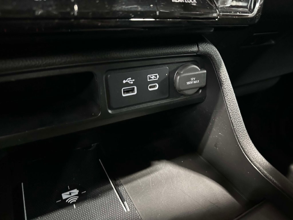 Certified 2024 Honda Pilot Touring image 21
