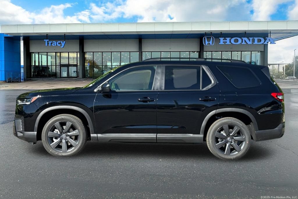 Certified 2026 Honda Pilot Sport image 12