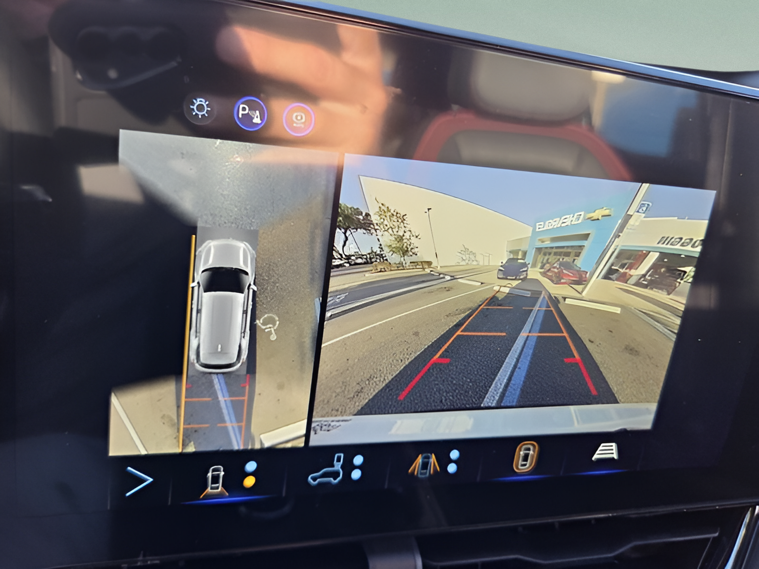 New 2027 Chevrolet Equinox RS w/ Safety and Technology Package FWD image 19