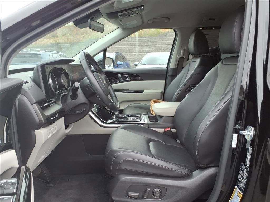 Certified 2022 Kia Carnival SX image 11
