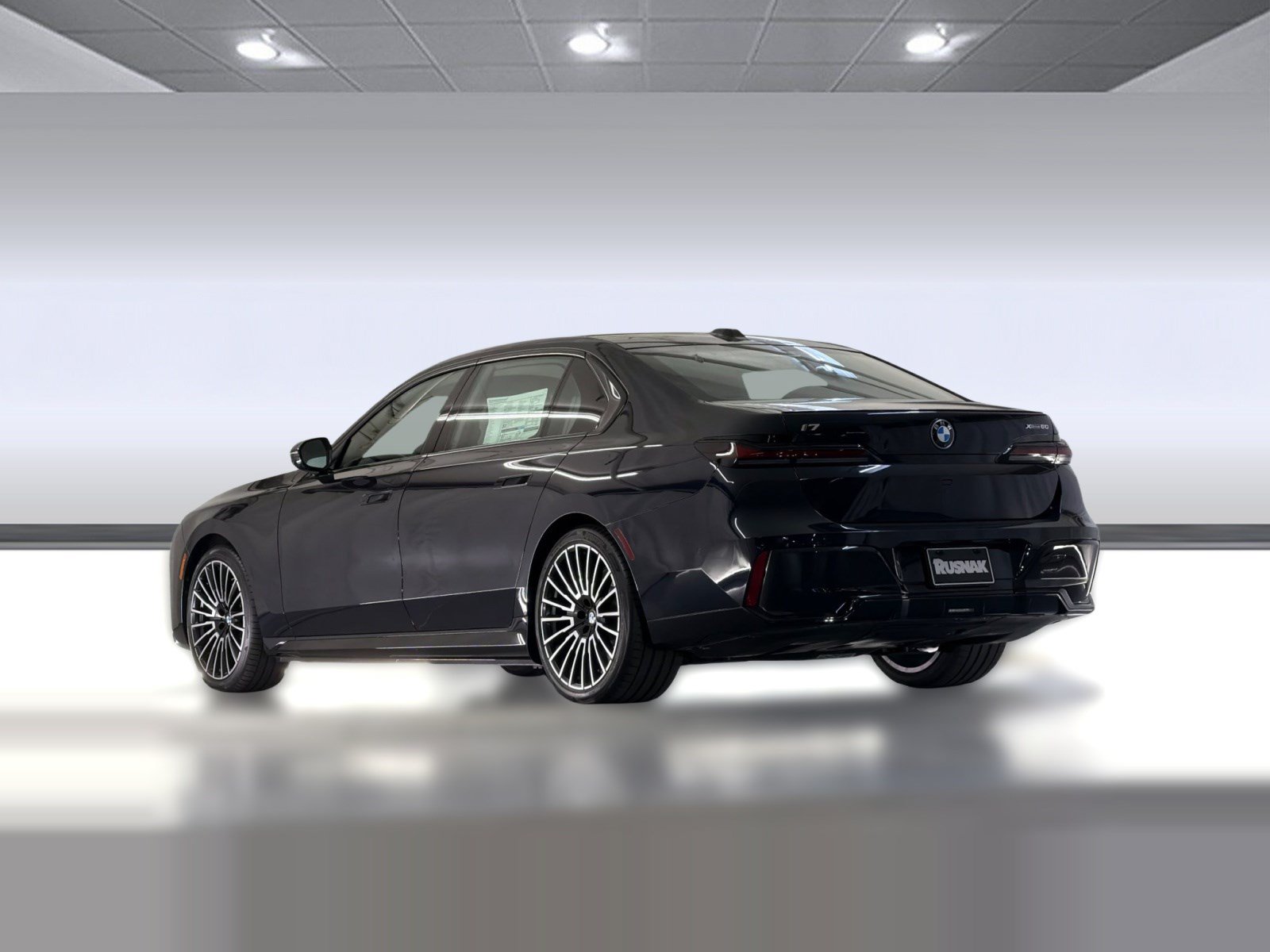 Used 2026 BMW i7 xDrive60 AWD/4WD image 3