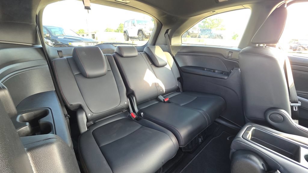 Certified 2025 Honda Odyssey Sport-L image 16