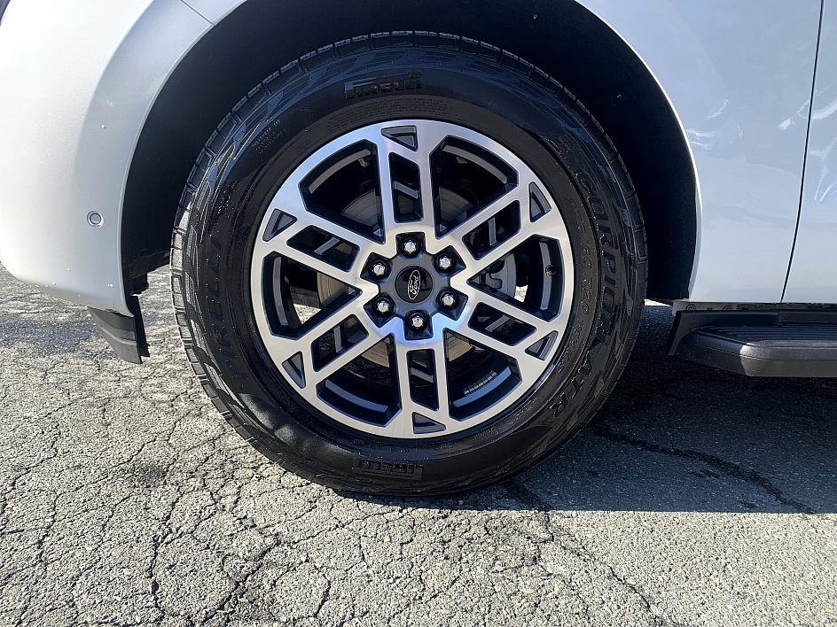 Used 2025 Ford Expedition Max Active image 8