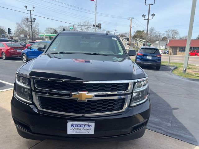 Used 2018 Chevrolet Suburban LT image 2