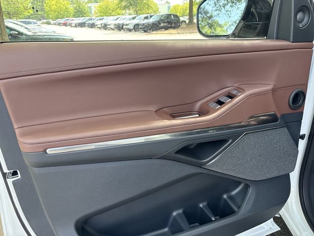 New 2027 Lincoln Navigator Reserve AWD/4WD image 13