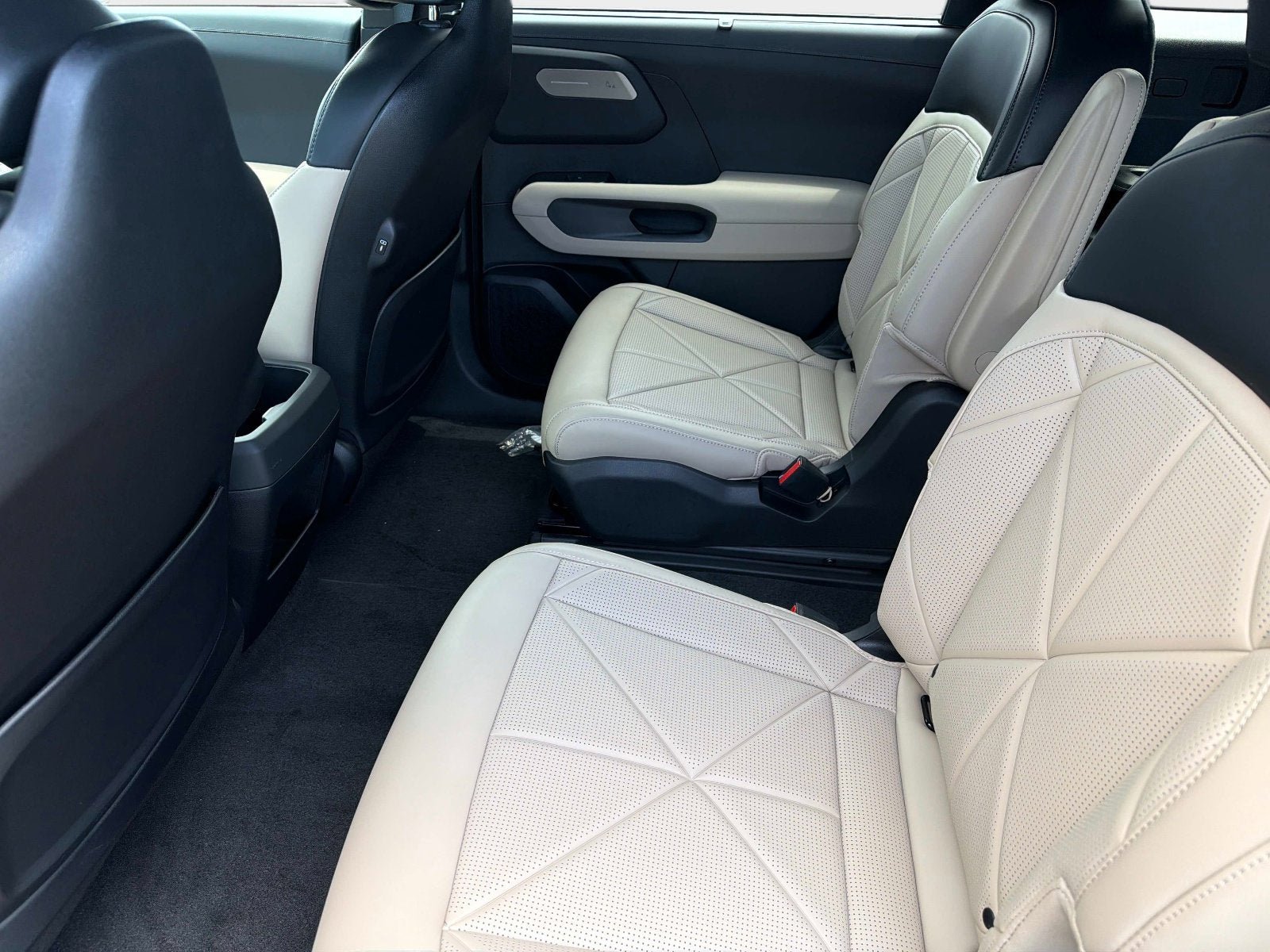 New 2027 Kia Telluride EX FWD image 11
