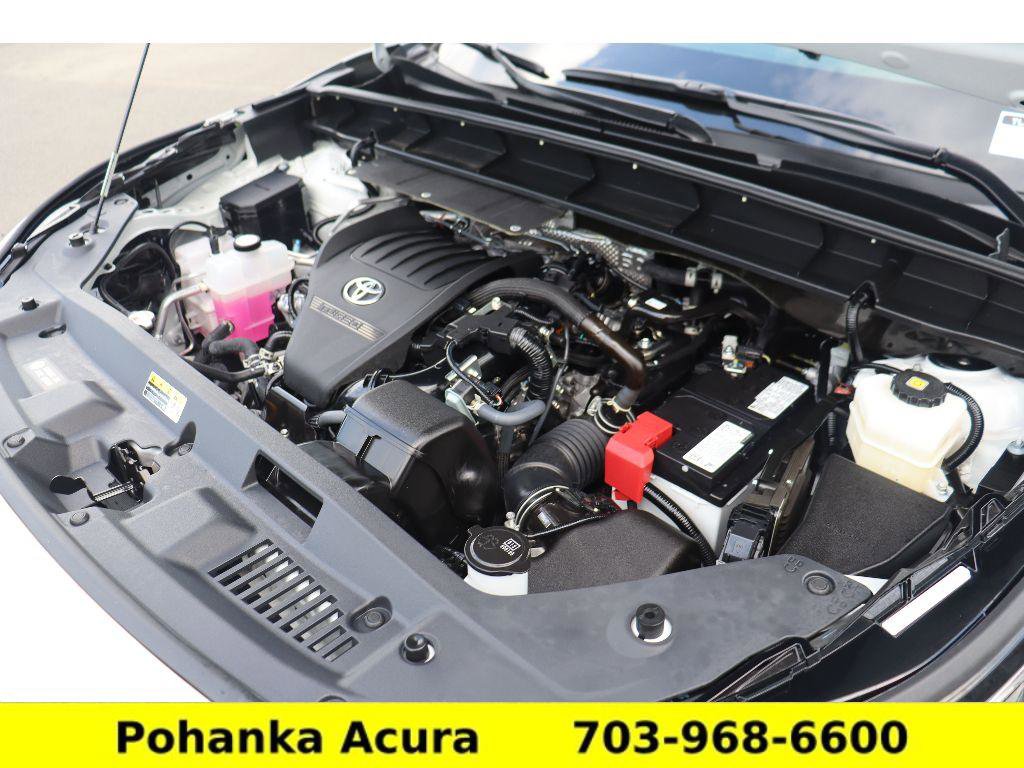 Used 2025 Toyota Highlander Platinum AWD/4WD image 42