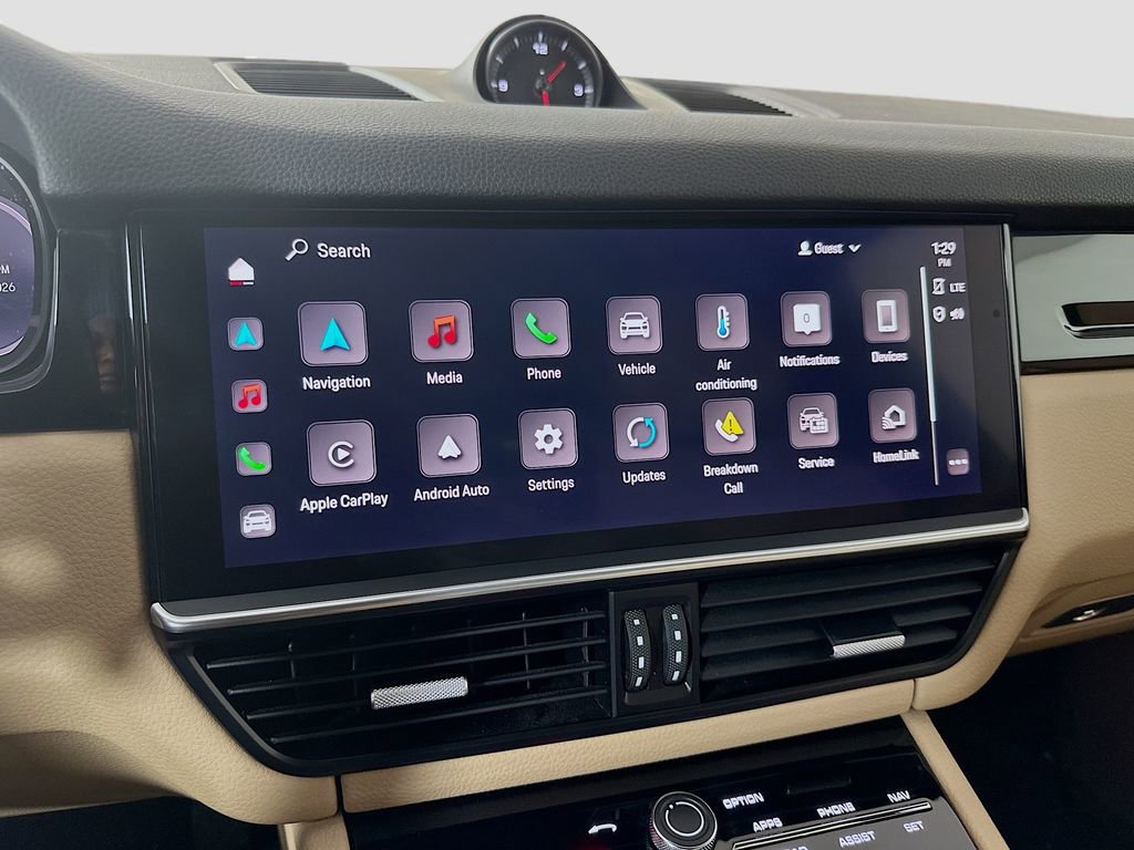 Certified 2023 Porsche Cayenne AWD/4WD image 15