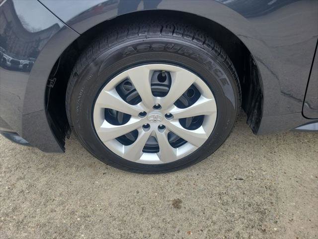 Certified 2024 Toyota Corolla LE image 29