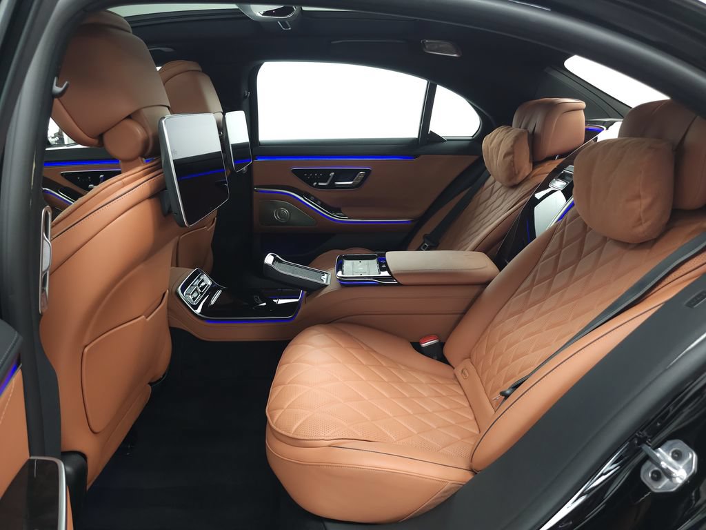Certified 2025 Mercedes-Benz S 580e 4MATIC Sedan image 28
