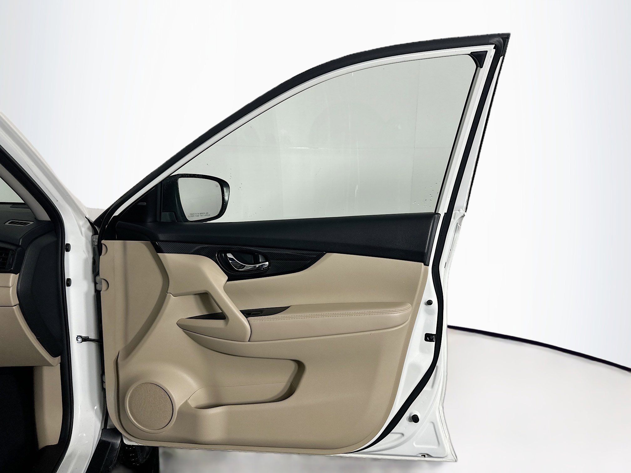 Used 2018 Nissan Rogue SL w/ Premium Package image 34