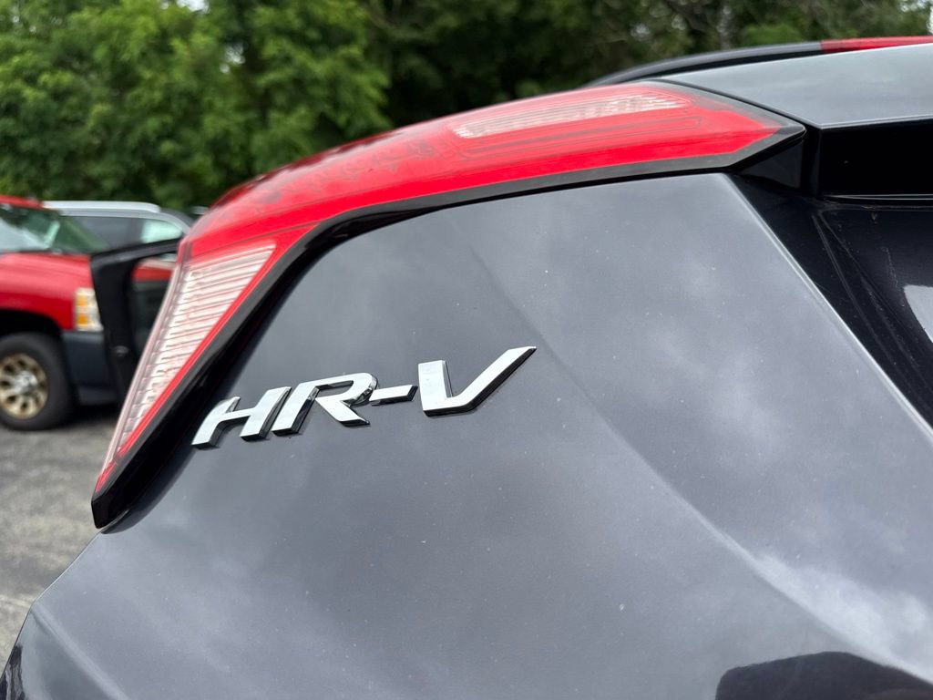 Used 2017 Honda HR-V LX image 16