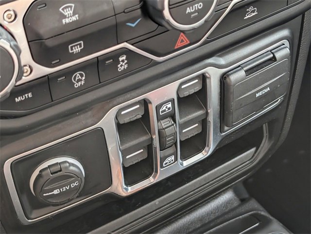 Used 2022 Jeep Gladiator Sport image 22