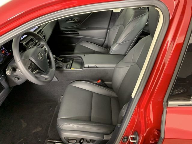 Used 2025 Lexus ES 300h F Sport w/ Accessory Package (Z2) image 30